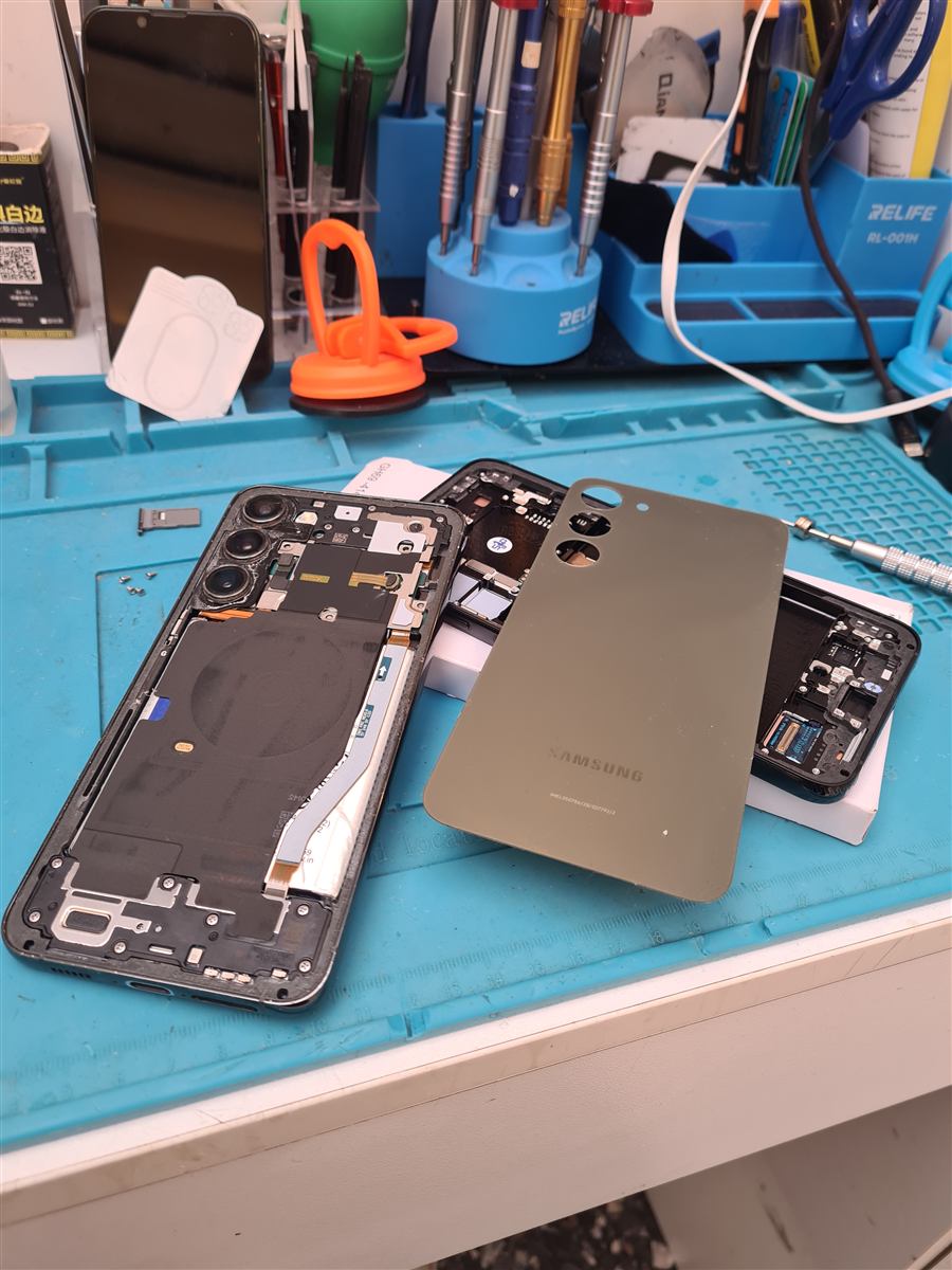 Samsung Galaxy S23+ disassembled on the CCFix bench during a screen replacement